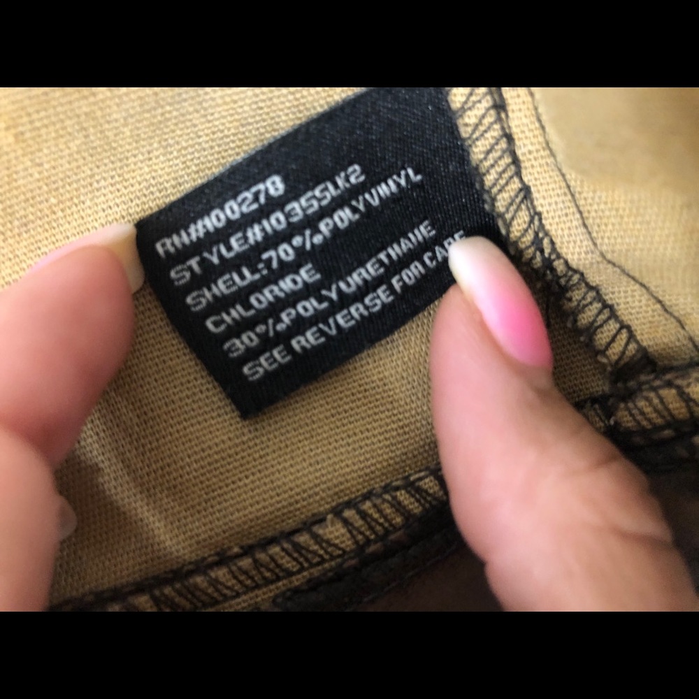 Vest Top - Picture 6 of 7